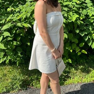 Elegant White Strapless Bow Dress